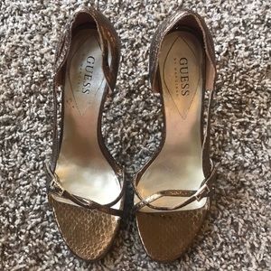 GUESS | Bronze Heels